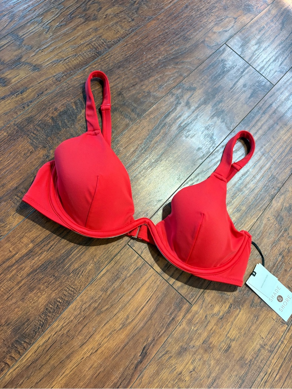 NWT Shade & Shore women’s size 36 B bikini top